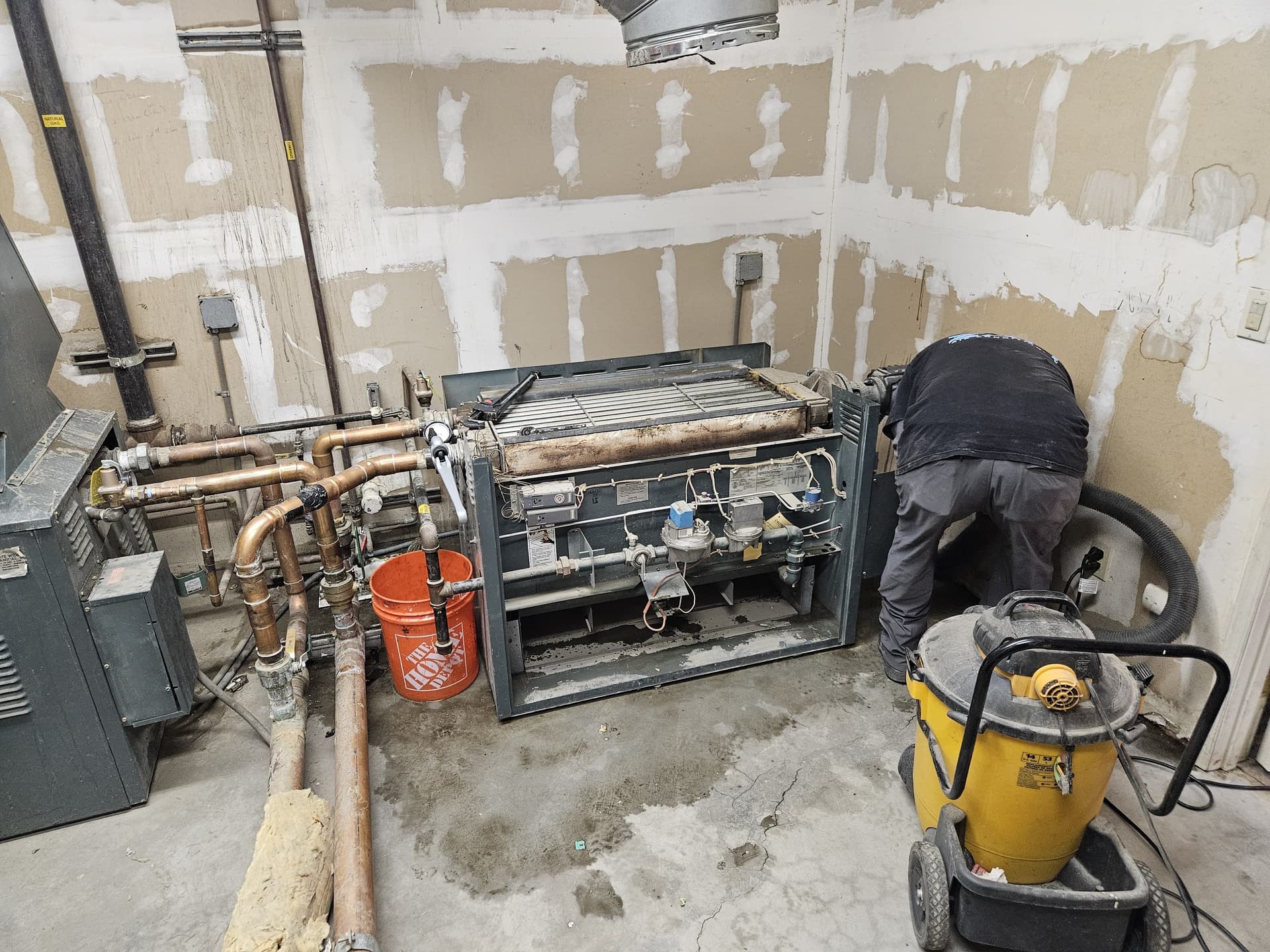 Gallery photos for Essential Commercial Boiler Repair for Seamless Functioning: Image #1